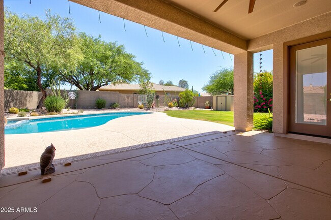Building Photo - 2222 W Morse Ct