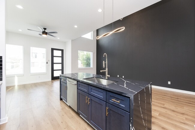 Building Photo - 8502 Safeguard St