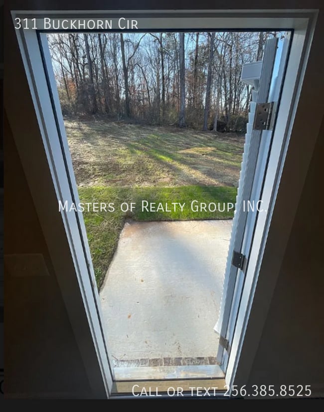 Building Photo - 311 Buckhorn Cir