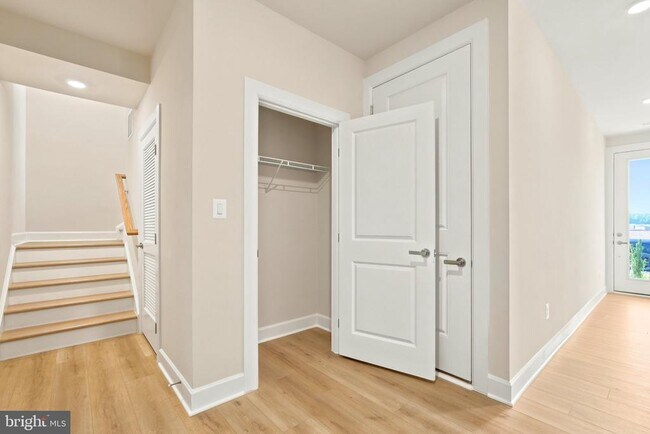 Building Photo - 11152 Lanier Farm Lp