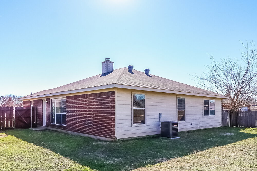 Building Photo - 10600 Copperwood Ln