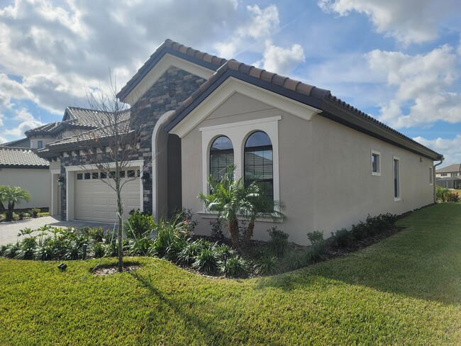 Building Photo - 10989 Rustic Timber Lp