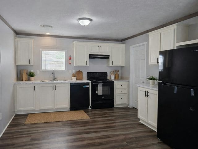 Building Photo - 7087 Greenbrier Village Dr