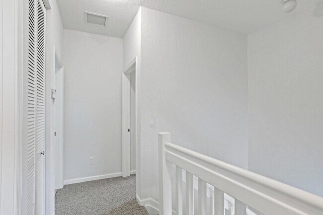 Building Photo - 6515 Diamond Springs Terrace