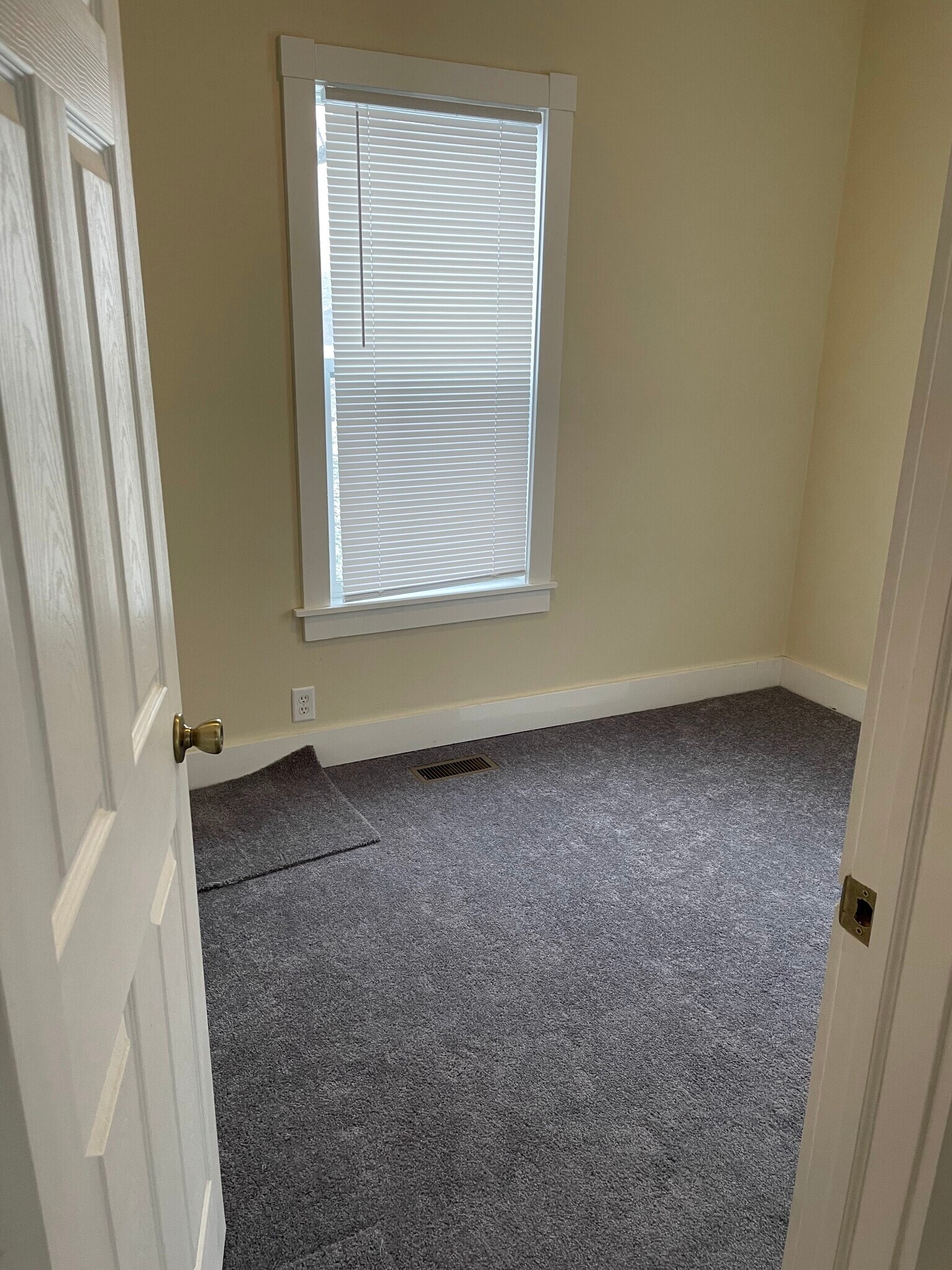 Bedroom 2 - 2837 Scott Ave