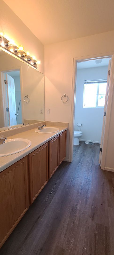 Building Photo - Specious Two Story Townhome