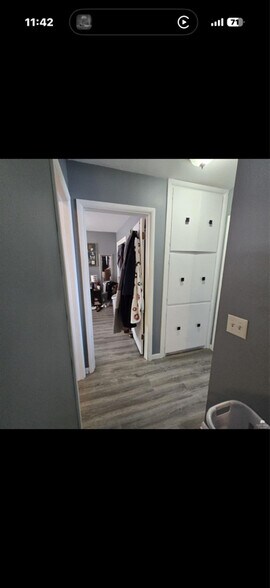 Building Photo - 149 E 1st St