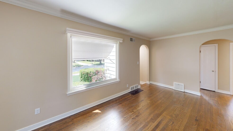 LIVING ROOM - 7717 29th Ave