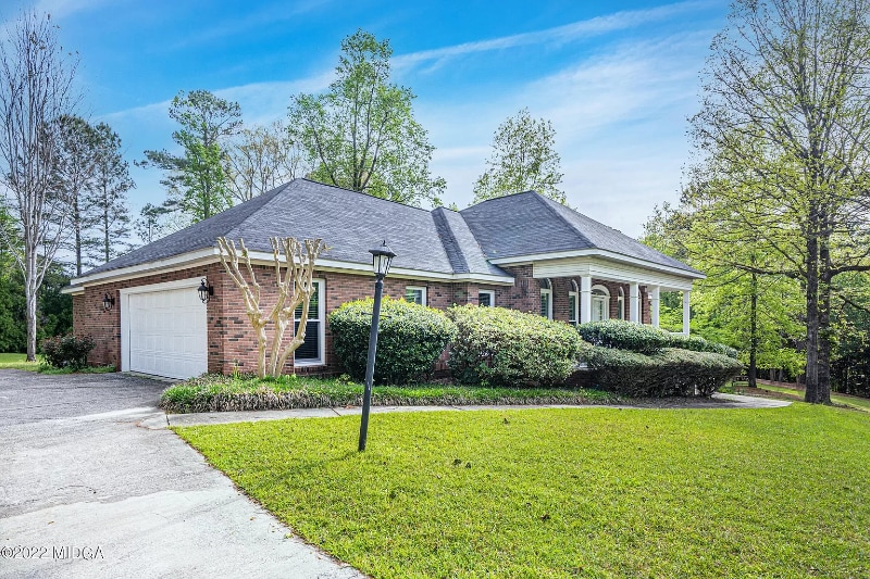 Building Photo - 205 Saddle Creek Ct