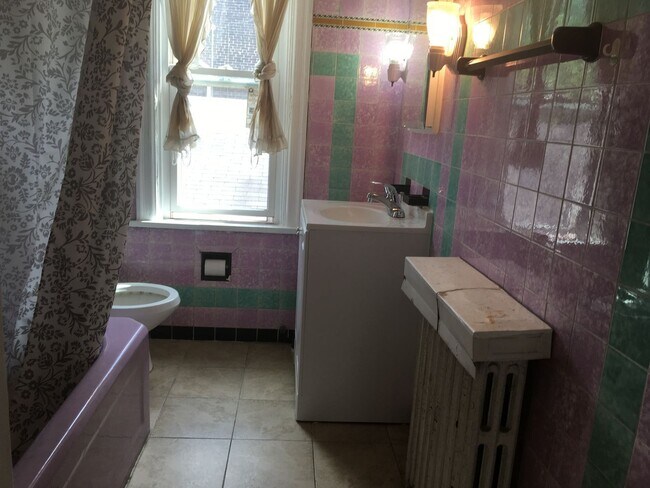 Building Photo - 5626 Wilkins Ave