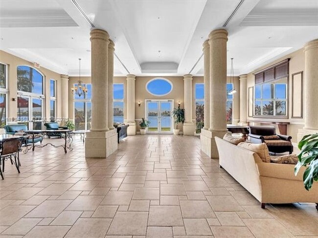 Building Photo - 17150 N Bay Rd