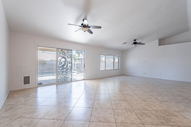 Building Photo - 5463 W Geronimo St