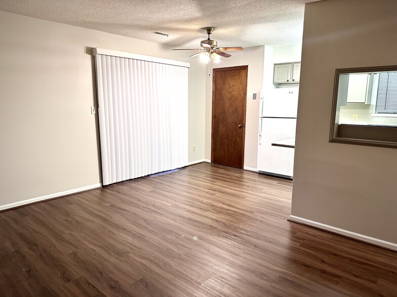 Building Photo - 1121 New Jersey St