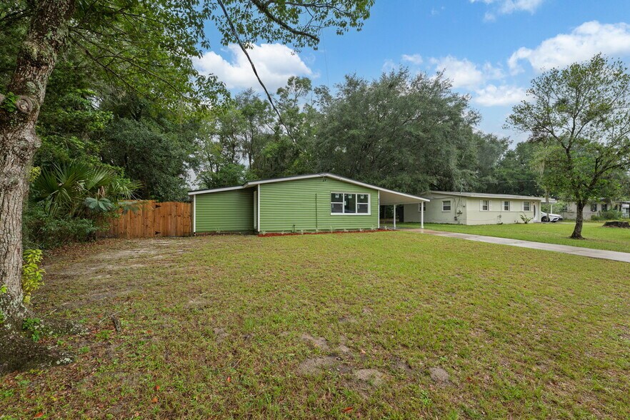 Building Photo - 8514 Oak Leaf Rd