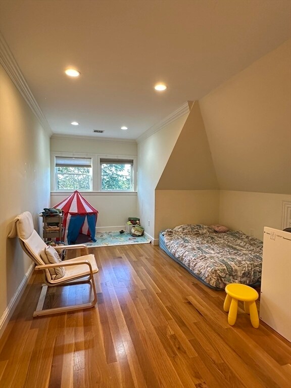 Building Photo - 191 Newtonville Ave