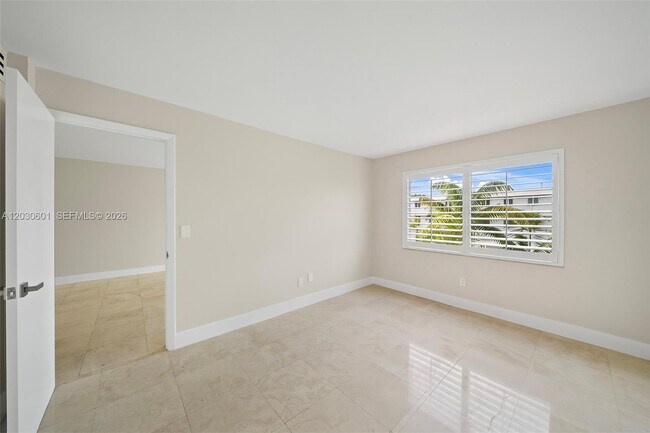 Building Photo - 1610 Lenox Ave.