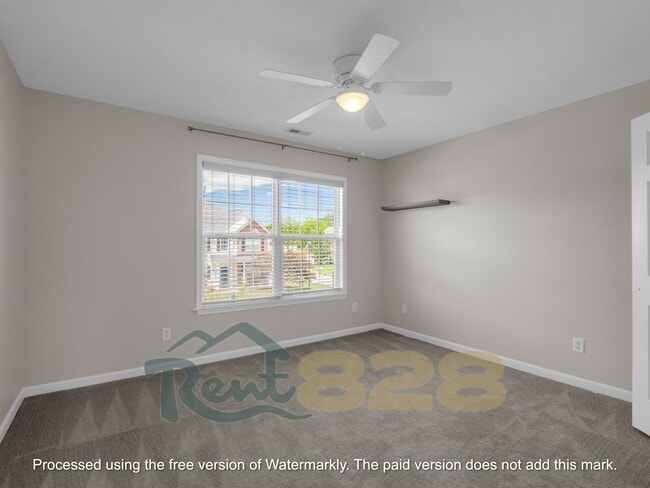 Building Photo - 243 Wildbriar Rd