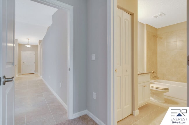 Building Photo - 53 Selma Trail