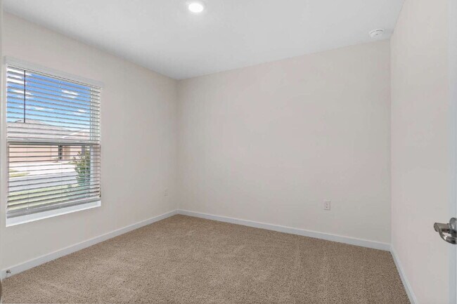 Building Photo - Be the first to rent this new 3BR 2BA home in SW Ocala!
