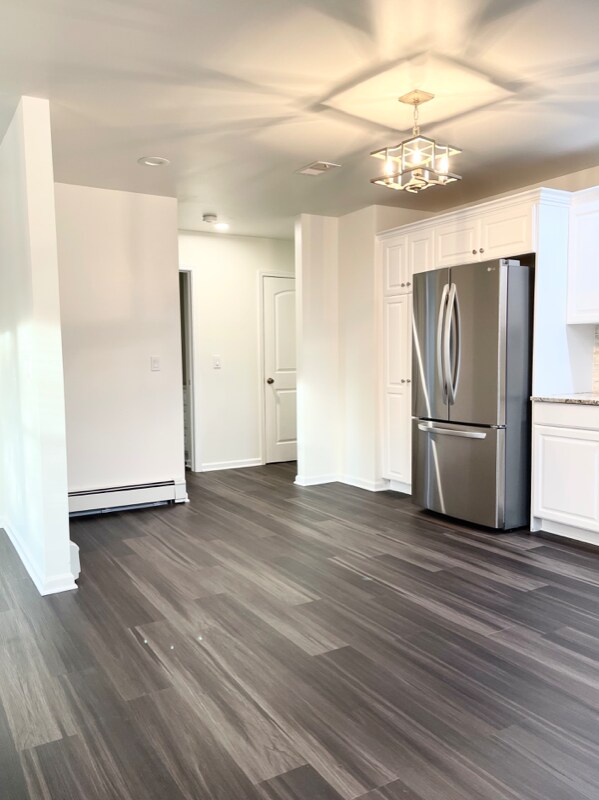 Building Photo - 82 Forrest St