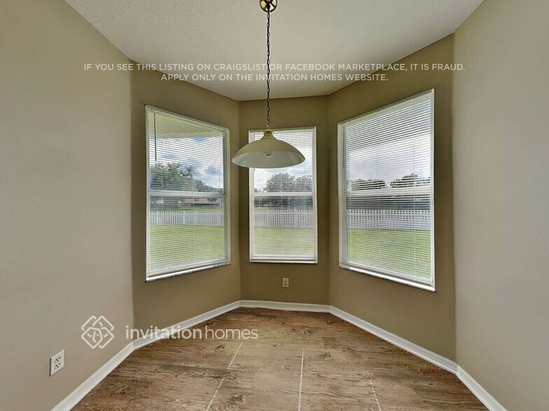 Building Photo - 27001 Arrowbrook Way