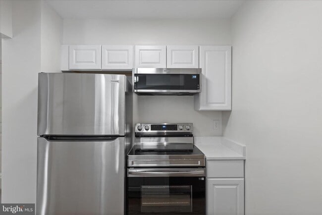 Building Photo - 2100 Langston Blvd.