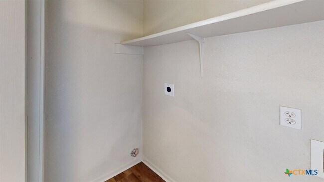 Building Photo - 3802 Pecos Dr