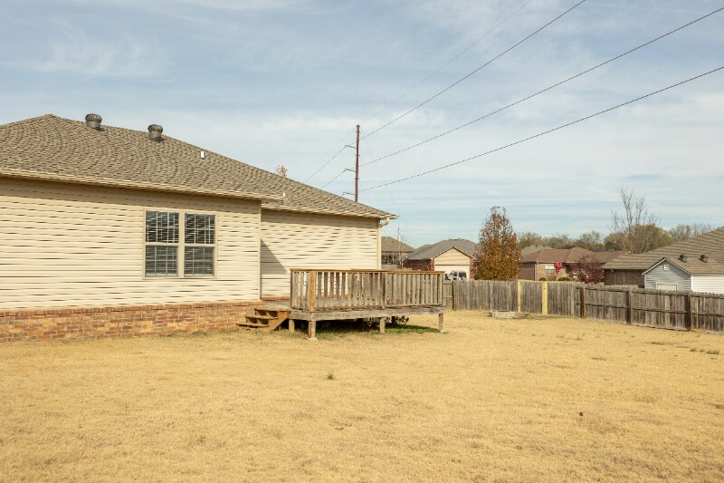 Building Photo - 55 Bryson Dr