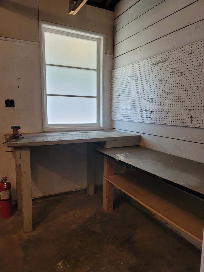 Building Photo - 1110 SE 113th Ave