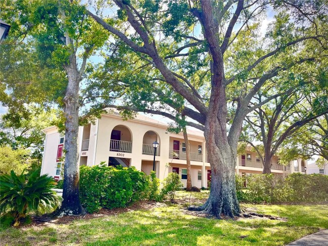 Building Photo - 8302 Bardmoor Blvd