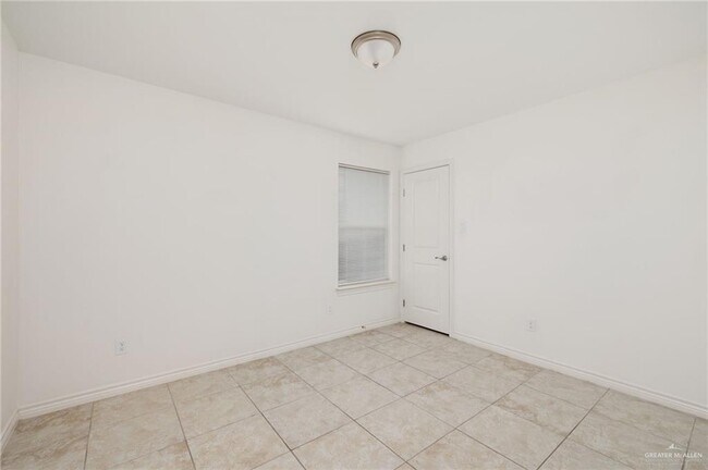 Building Photo - 19 N 26th St