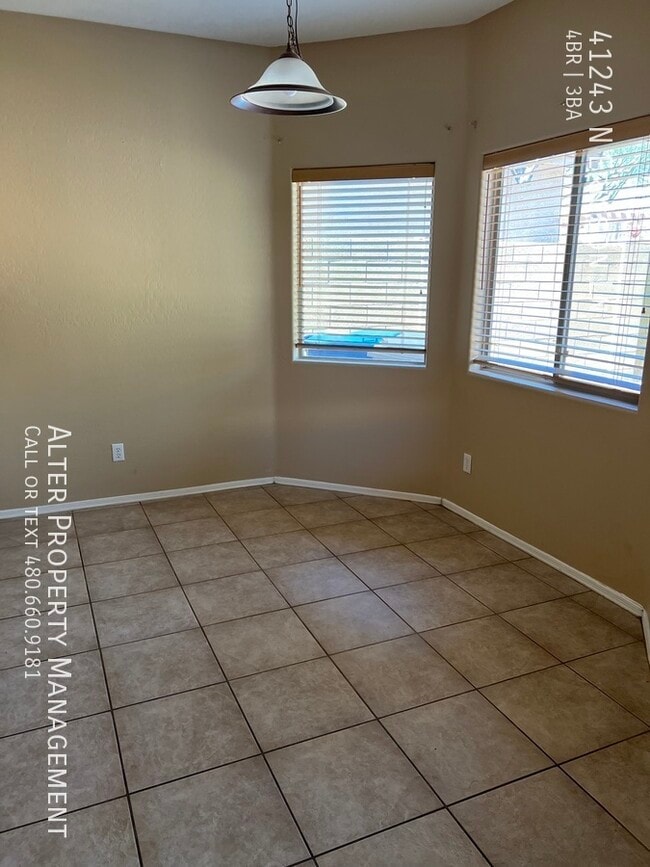 Building Photo - 41243 N Ericson Ln