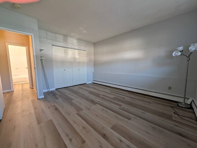 Building Photo - 367 Hildreth St