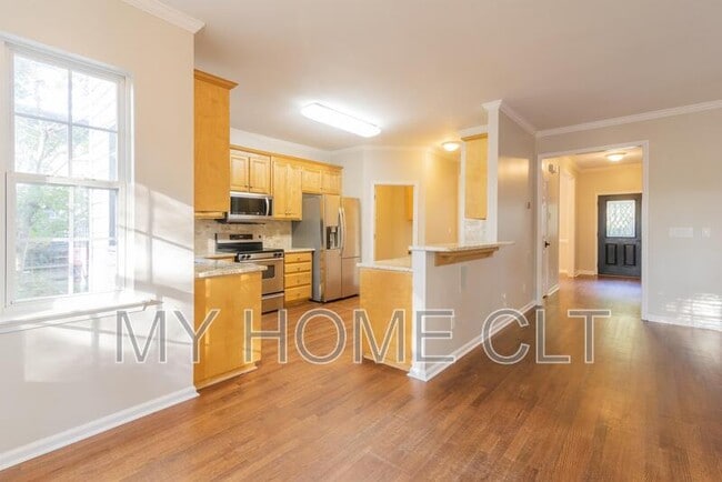 Building Photo - 12417 Ivey Creek Dr