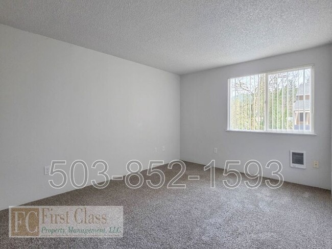 Building Photo - 3648 SW Beaverton Hillsdale Hwy