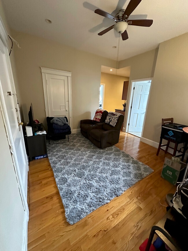 Building Photo - 1198 Commonwealth Ave