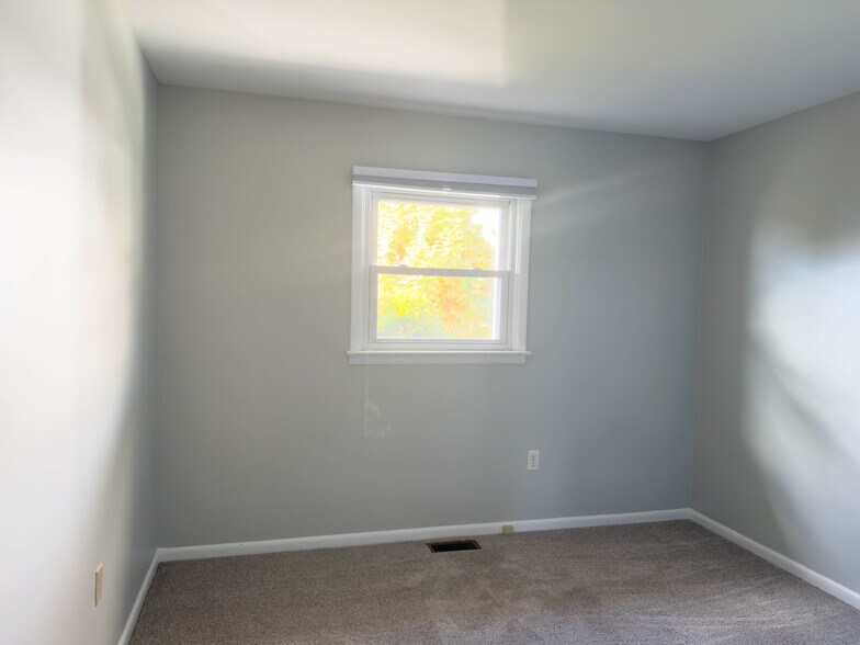 Building Photo - 837 Martin Ave