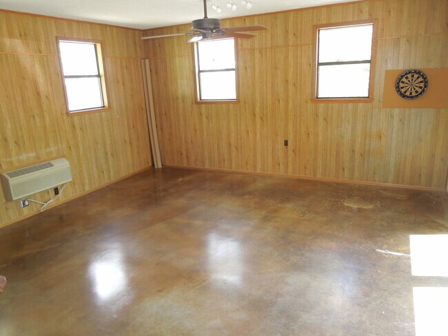 Building Photo - 169 San Carlos Cove