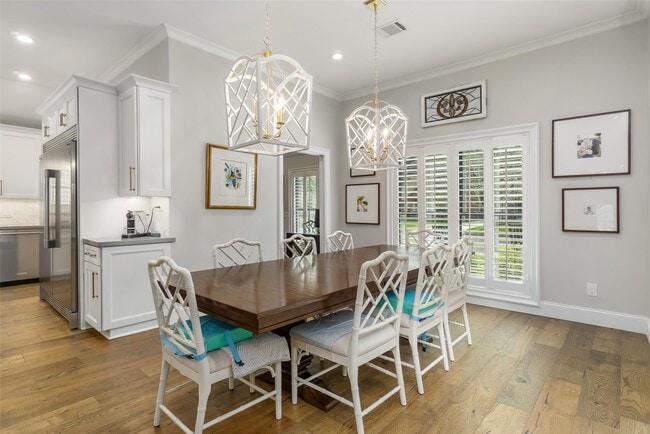 Building Photo - 815 Thornvine Ln