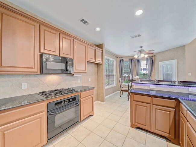 Building Photo - 13444 Bavarian Dr