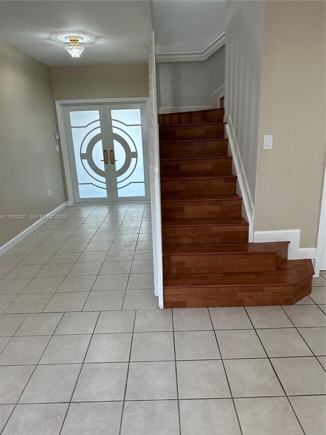 Building Photo - 11344 NW 72nd Ln