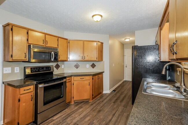 Building Photo - 925 Pebble Beach Cir