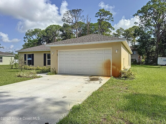 Building Photo - 218 Parker Dr