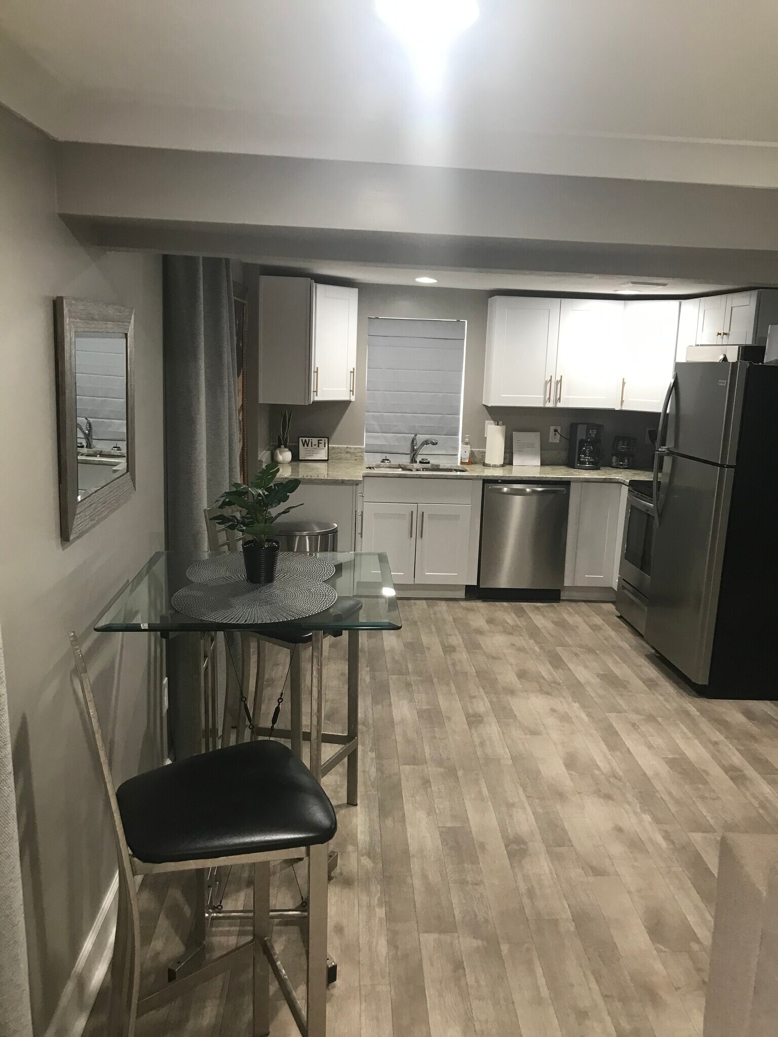 Entrance &amp; Kitchen - 810 Fox St NW