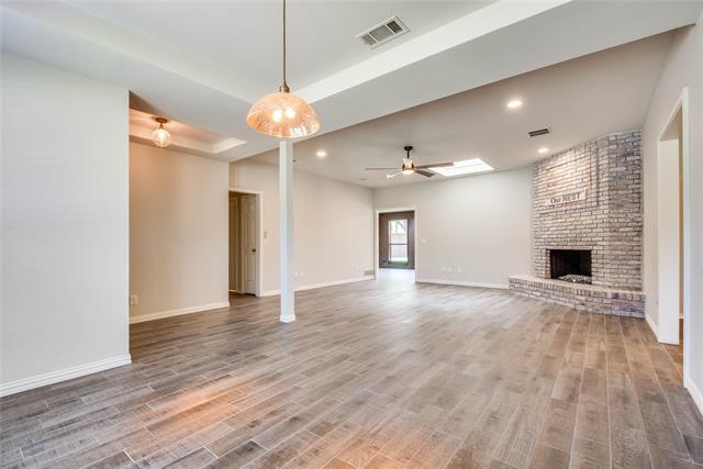 Building Photo - 3829 Townbluff Dr