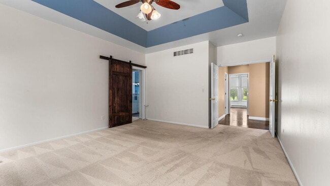 Building Photo - 9069 Emerson Dr