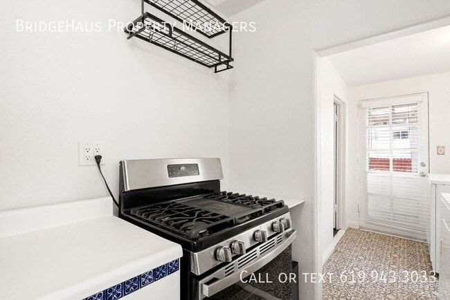 Building Photo - 4441 McClintock St