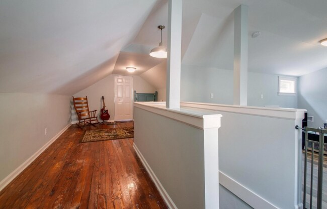 Building Photo - 947 Cahal Ave