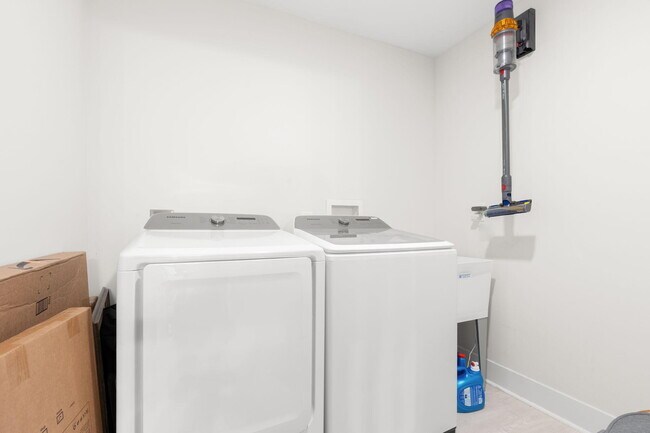 Building Photo - 20202 Back 9 Dr