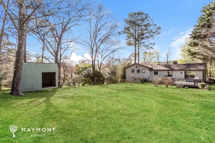 Building Photo - 513 Hemlock Dr